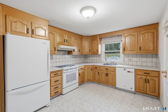 108 Jameswell Road, Wethersfield, CT 06109