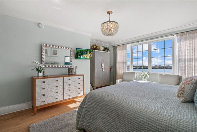 1260 DOLPHIN BAY WAY 401, Sarasota, FL 34242