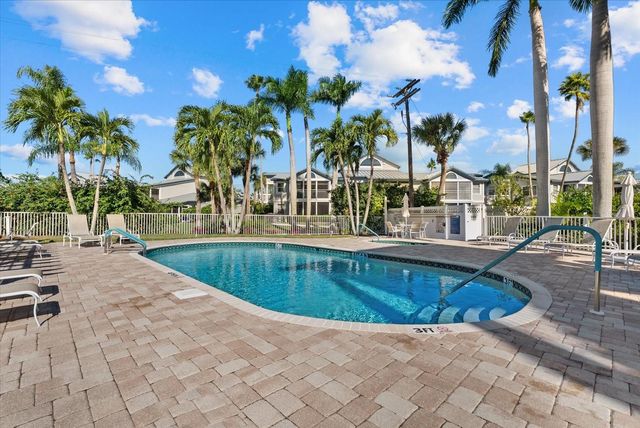 1260 DOLPHIN BAY WAY 401, Sarasota, FL 34242