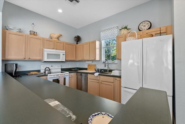 1260 DOLPHIN BAY WAY 401, Sarasota, FL 34242