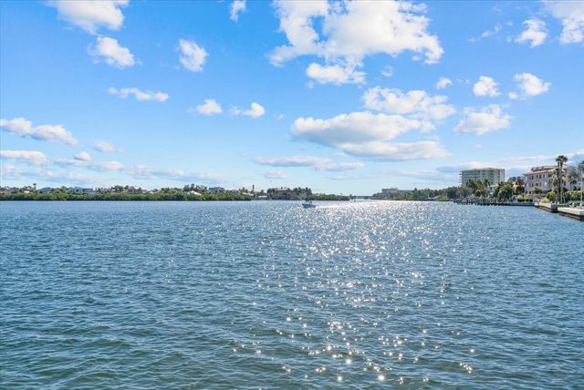 1260 DOLPHIN BAY WAY 401, Sarasota, FL 34242