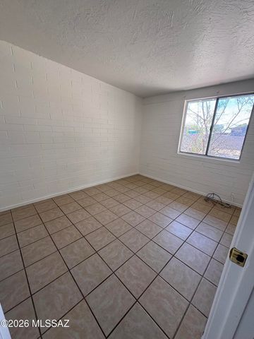 3812 S Palm Side Drive, Tucson, AZ 85730