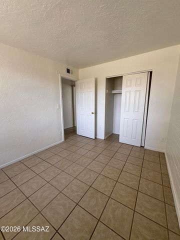 3812 S Palm Side Drive, Tucson, AZ 85730