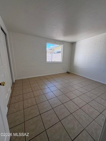 3812 S Palm Side Drive, Tucson, AZ 85730