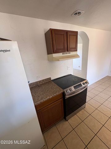 3812 S Palm Side Drive, Tucson, AZ 85730