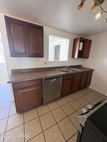 3812 S Palm Side Drive, Tucson, AZ 85730