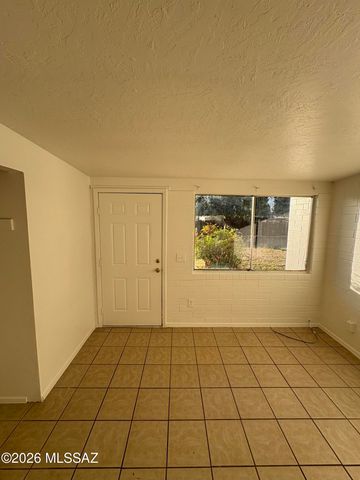 3812 S Palm Side Drive, Tucson, AZ 85730