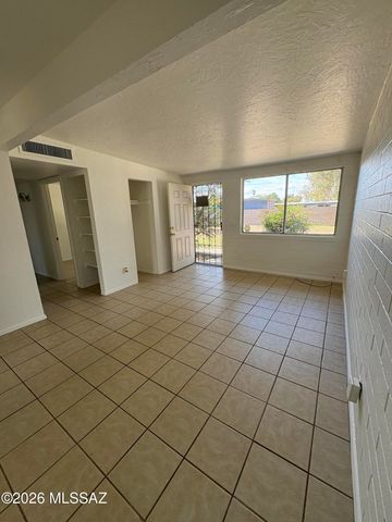 3812 S Palm Side Drive, Tucson, AZ 85730