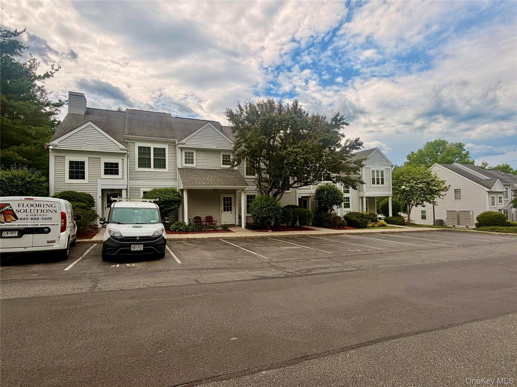 5 Kendal Lane, Middletown, NY 10940