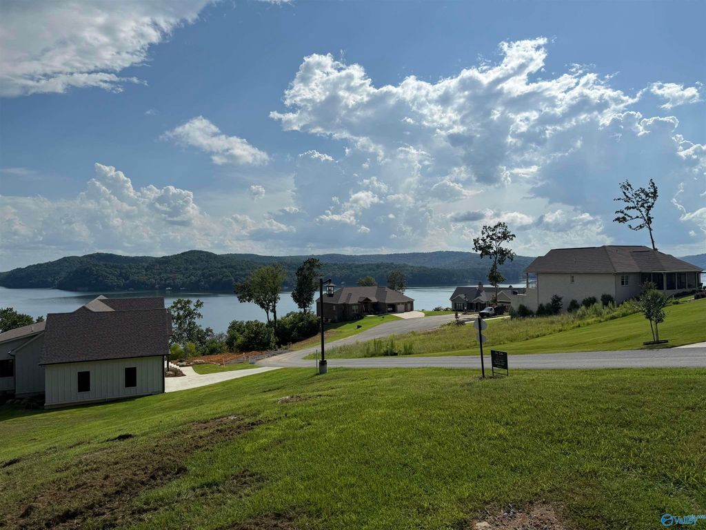 LOT 113 Boathouse Drive, Guntersville, AL 35976