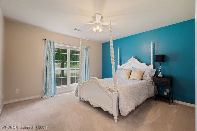 2004 Parkridge Drive, Van Buren, AR 72956