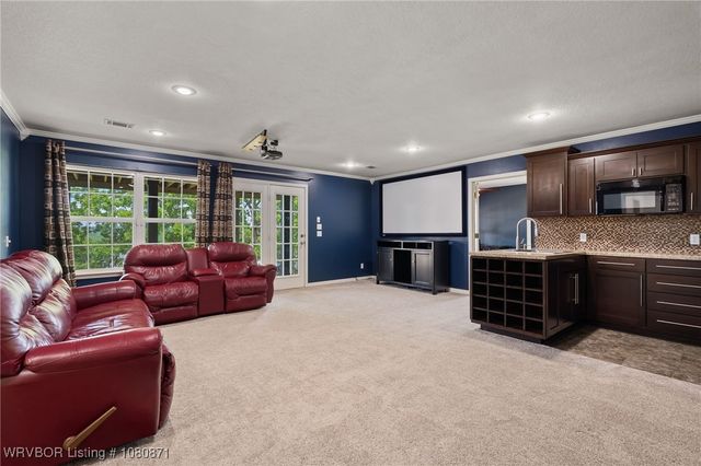 2004 Parkridge Drive, Van Buren, AR 72956