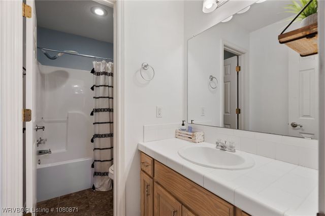 2004 Parkridge Drive, Van Buren, AR 72956