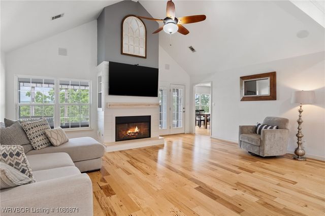 2004 Parkridge Drive, Van Buren, AR 72956