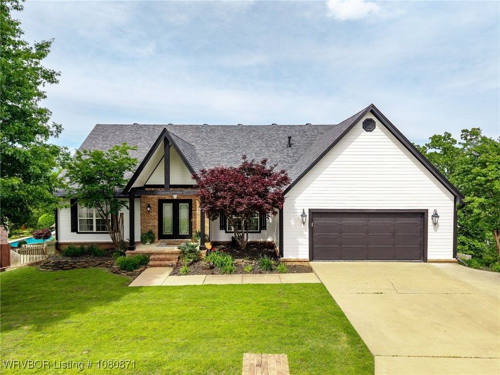 2004 Parkridge Drive, Van Buren, AR 72956