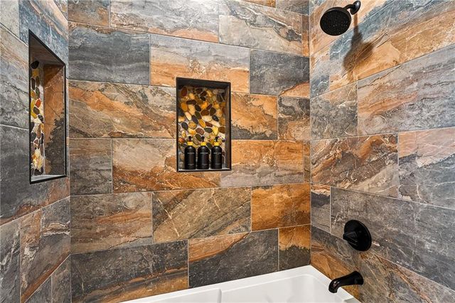 281 High Summit Dr, Talking Rock, GA 30175