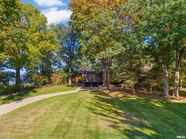 501 E HIGH POINT Road, Peoria, IL 61614