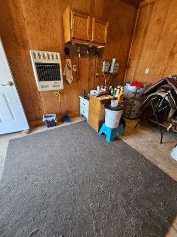 16427 Farm Road 2007, Aurora, MO 65605