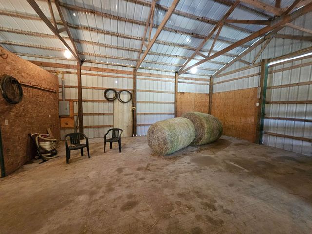 16427 Farm Road 2007, Aurora, MO 65605