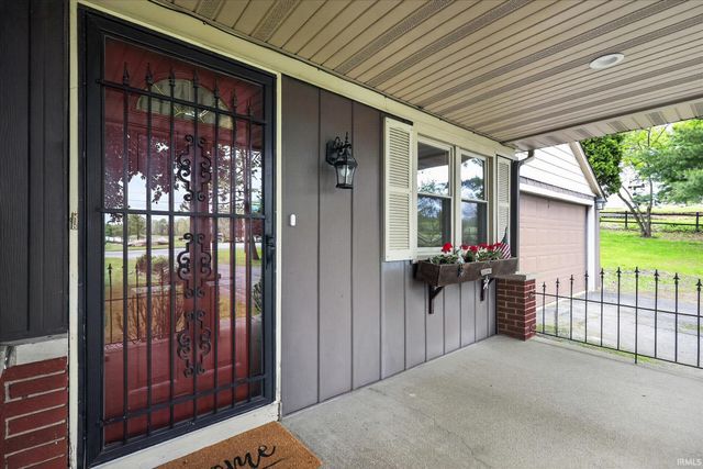 54851 N Pine Road, South Bend, IN 46628