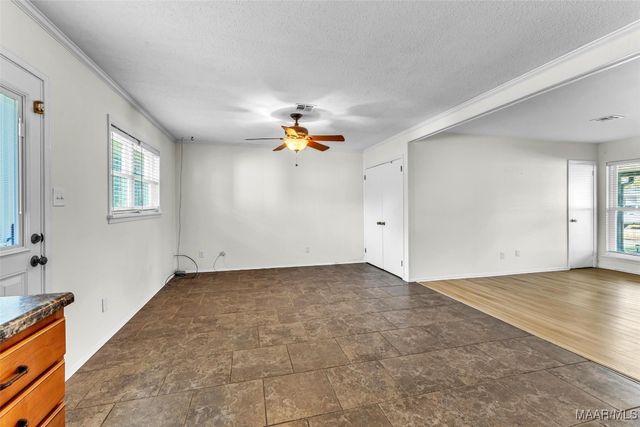 109 Warwick Drive, Prattville, AL 36066