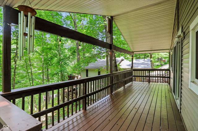 8365 S Kinman Drive, Nineveh, IN 46164