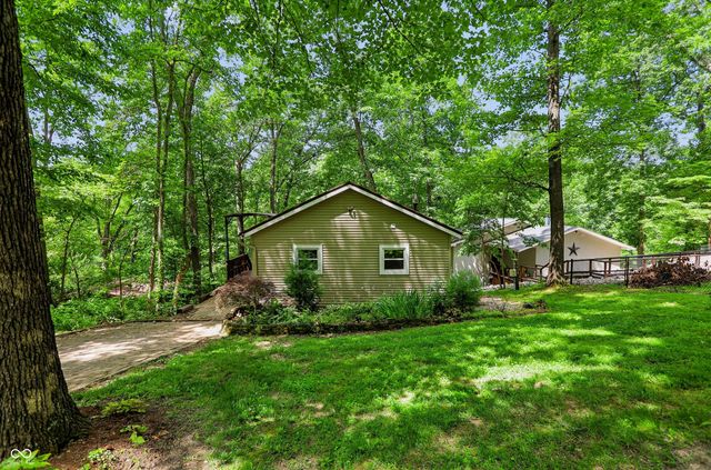 8365 S Kinman Drive, Nineveh, IN 46164