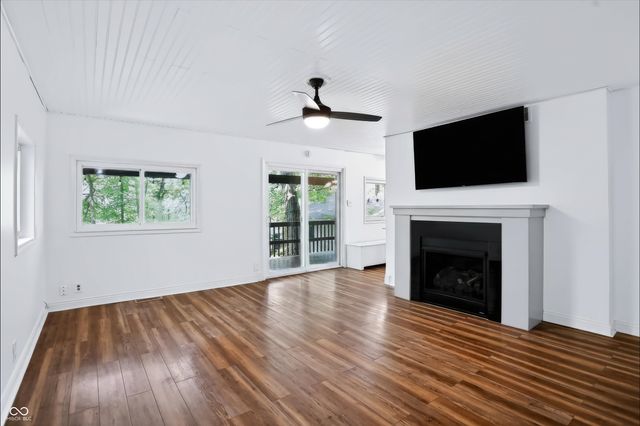 8365 S Kinman Drive, Nineveh, IN 46164