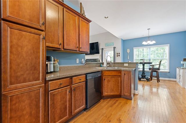120 Sadie Court, Dawsonville, GA 30534