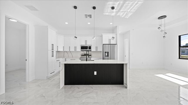 7609 8th TER, Labelle, FL 33935