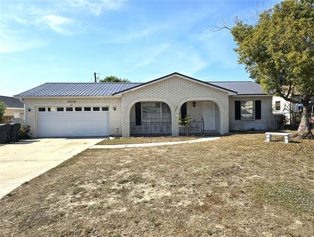 2216 TANGLEWOOD WAY, Brandon, FL 33510