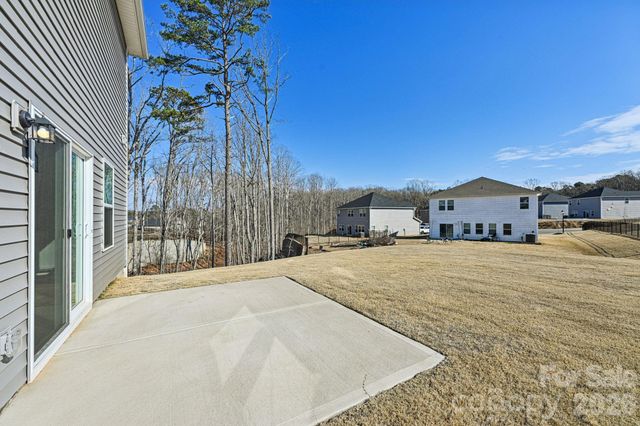 2306 Snapdragon Court, Stanley, NC 28164