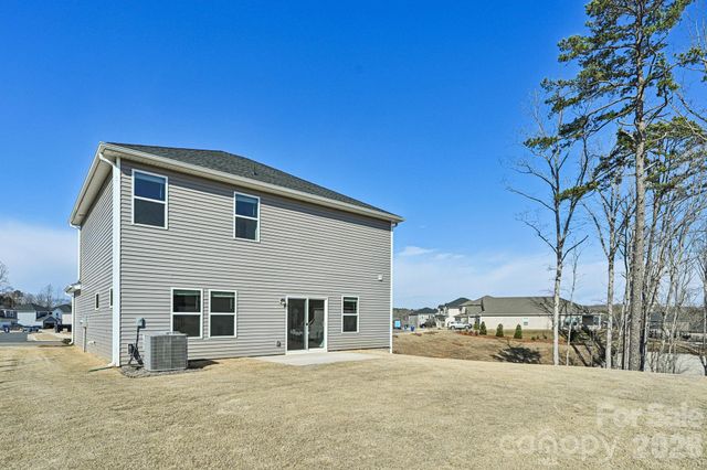 2306 Snapdragon Court, Stanley, NC 28164