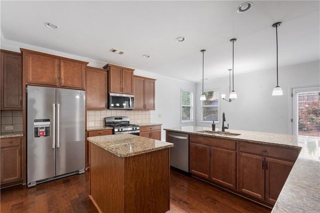 2080 Redbarn Court, Cumming, GA 30040