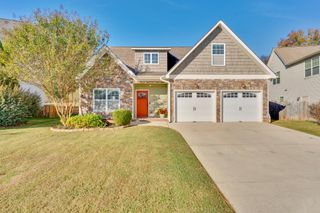2480 Waterhaven Drive, Chattanooga, TN 37406
