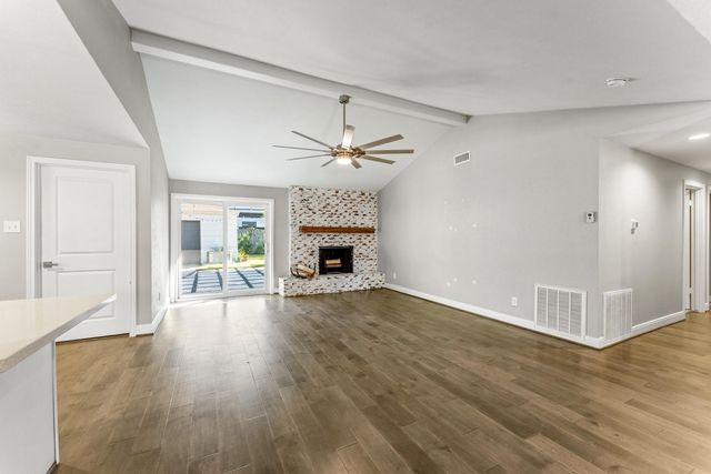 2515 Blue Willow Drive, Houston, TX 77042