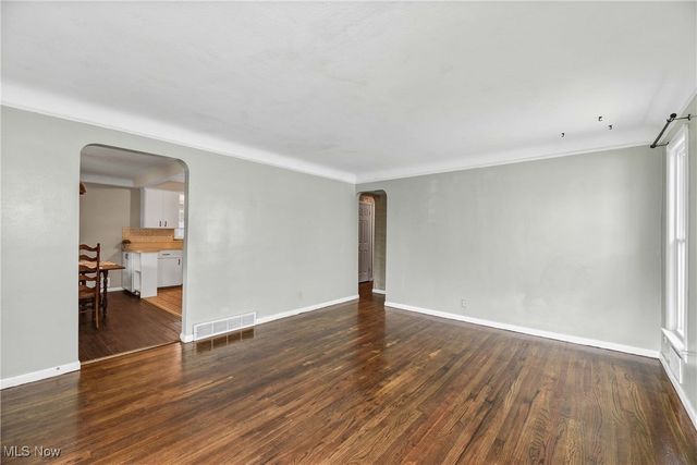 6506 Snow Road, Parma, OH 44129