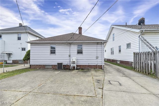 6506 Snow Road, Parma, OH 44129