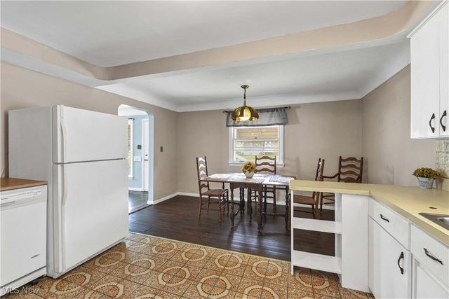 6506 Snow Road, Parma, OH 44129