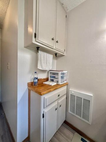 6377 S Farm Road 119, Battlefield, MO 65619