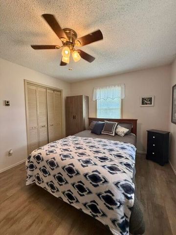 6377 S Farm Road 119, Battlefield, MO 65619