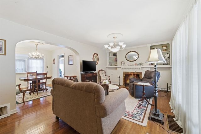 537 S Marcilene Terr, Wichita, KS 67218