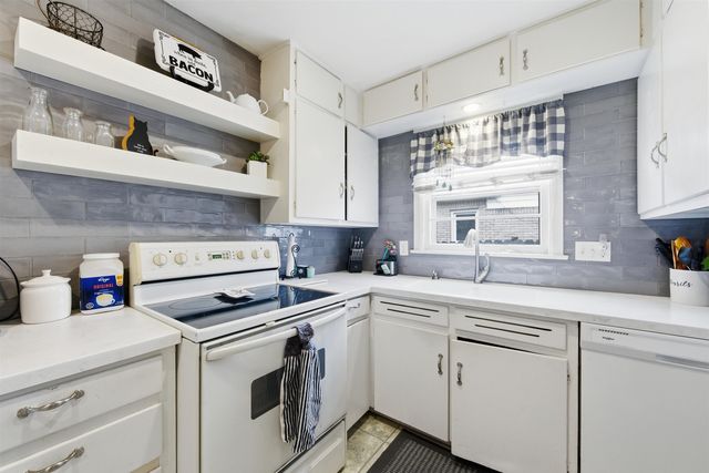 537 S Marcilene Terr, Wichita, KS 67218