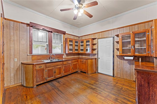 212 Breazeale Street, Belton, SC 29627