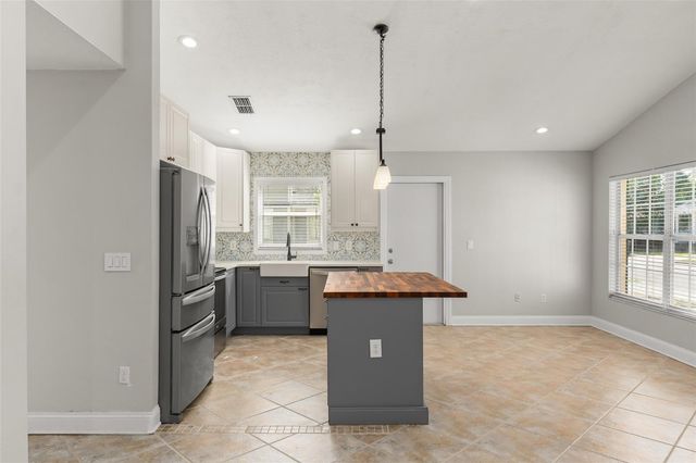 665 LYMAN AVENUE, Winter Park, FL 32789