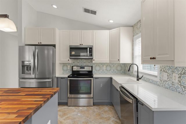 665 LYMAN AVENUE, Winter Park, FL 32789
