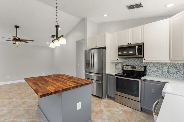 665 LYMAN AVENUE, Winter Park, FL 32789