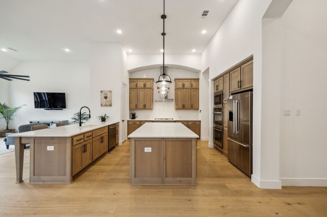 4108 Fall Aster Way, Aubrey, TX 76227