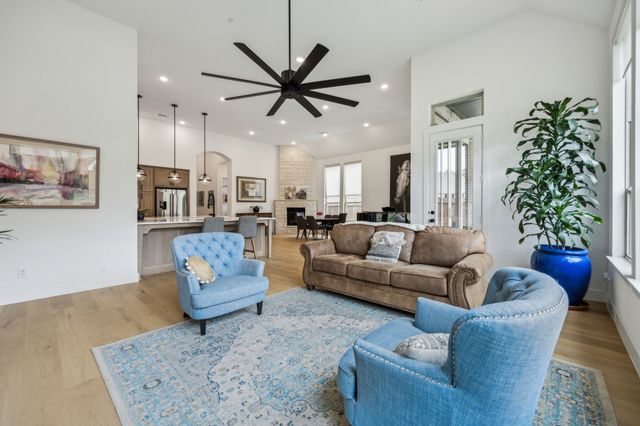 4108 Fall Aster Way, Aubrey, TX 76227