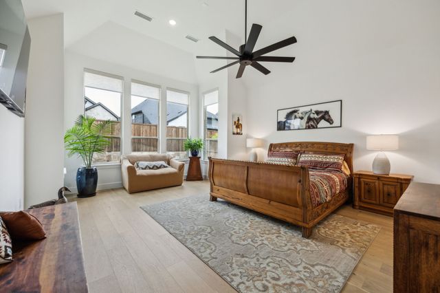 4108 Fall Aster Way, Aubrey, TX 76227